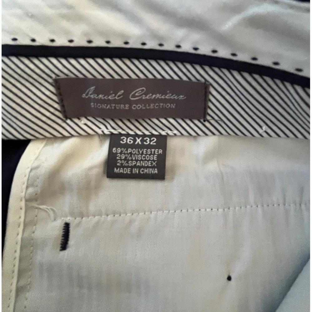 NWT Daniel Cremieux Signature Collection Men Navy Blue Pleated Dress Pants 36x32 - Picture 3 of 6